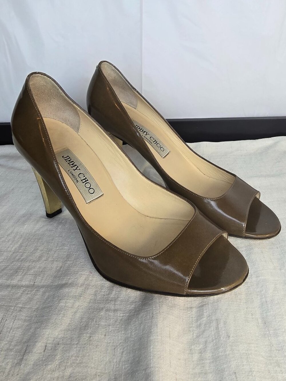Authentic Jimmy Choo Brown Patent Leather Peep Toe Pumps Size 38.5